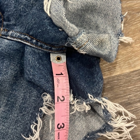 Agolde Parker button fly denim jean shorts size 30 - Picture 10 of 10